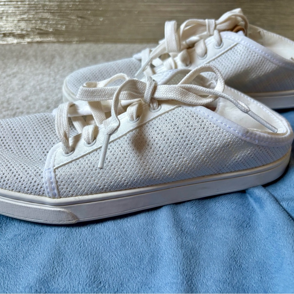 OluKai White Mesh Sneakers